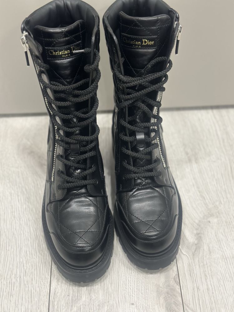 Продам жіночі ботінки Dior D-Unit Ankle Boot