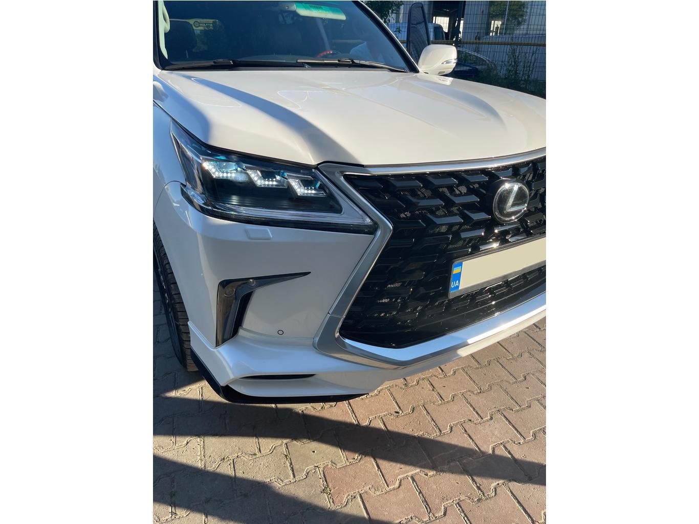 Lexus LX570 Комплект рестайлинга с модели 2008-2016 на TRD Sport 2021+