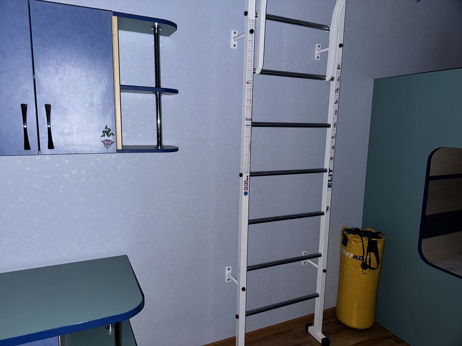 Продам сучасну квартиру Центр