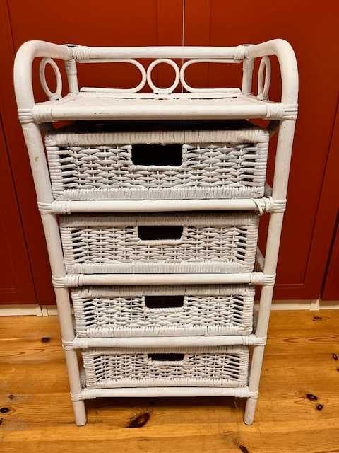 Stolik nocny z prawdziwego ratanu Jysk