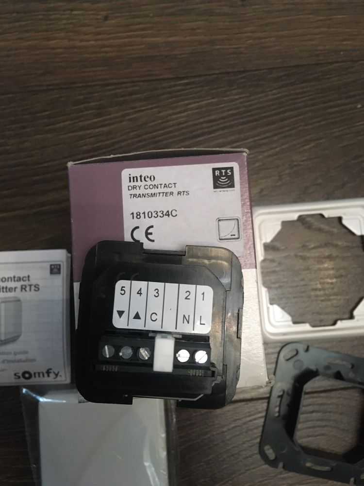 Somfy dry contact transmitter RTS