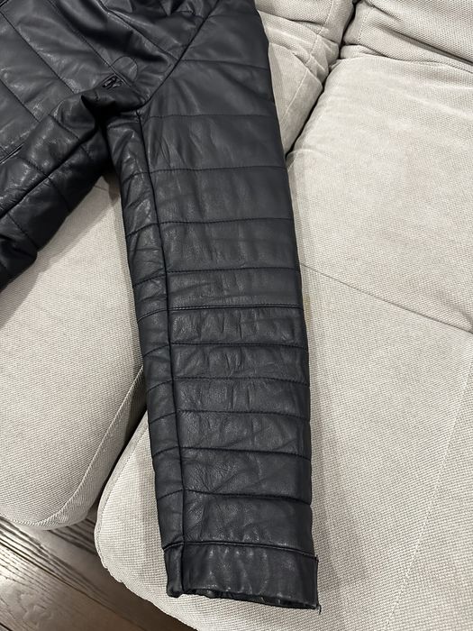 Шкіряна зимова чоловіча куртка