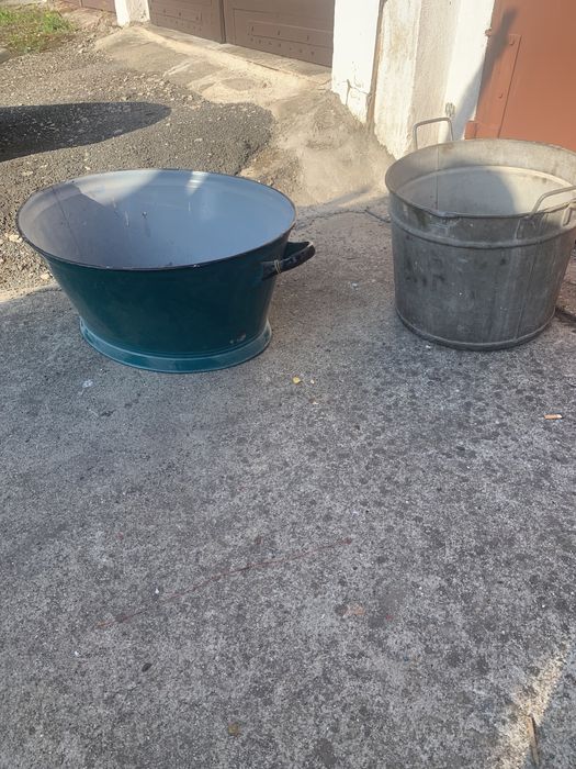Duża ocynkowana wanna oraz Wanienki emaliowane  i ocynkowane oraz inne