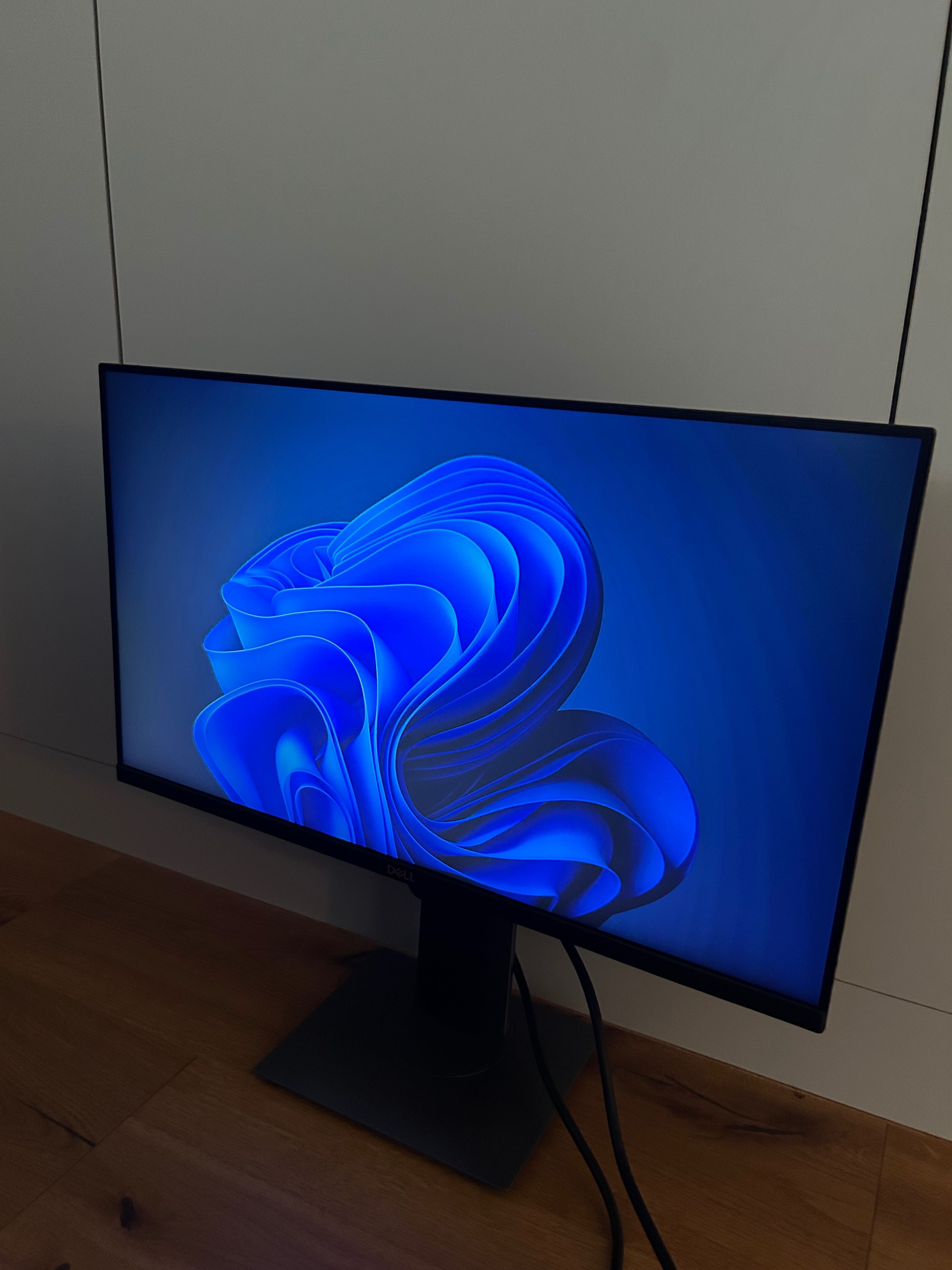 Bezramkowy Monitor LED Dell 24'' P2419H Full HD IPS DP HDMI