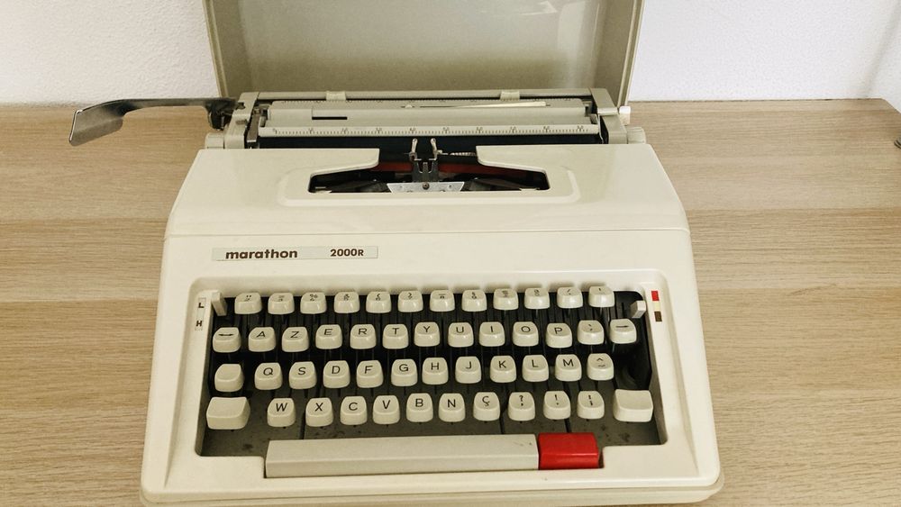 Maquina de escrever Vintage - Marathon 2000R