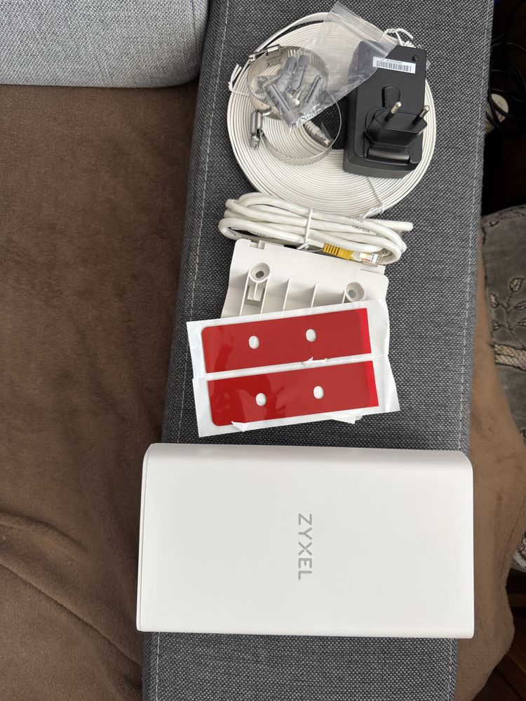 Zyxel NR7302 5G NR Outdoor Router