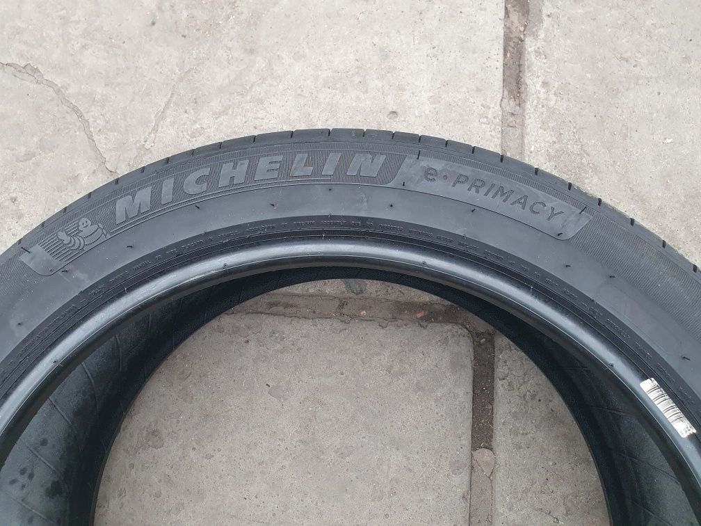 Шини нові літні 235/45/r20, Michelin e Primacy.
