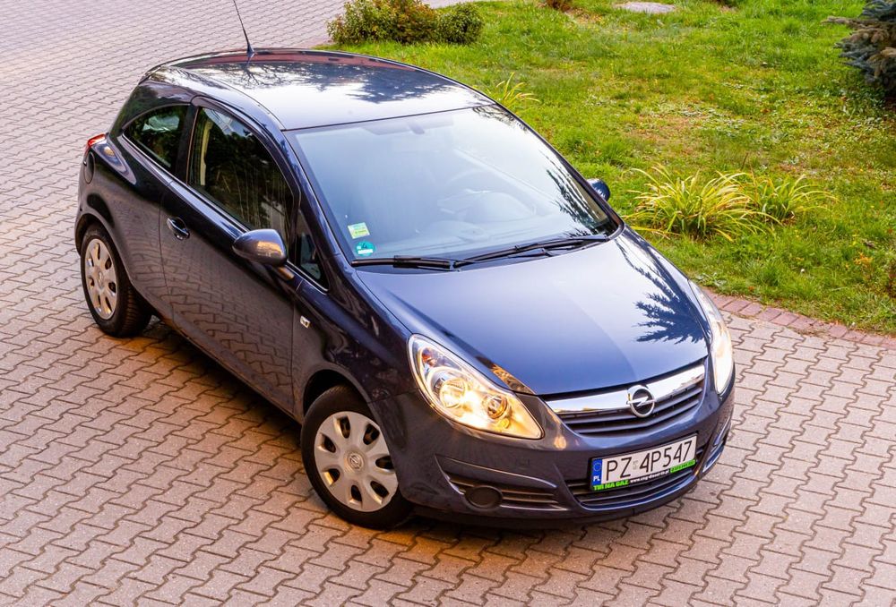 Opel Corsa D 2009 GAZ