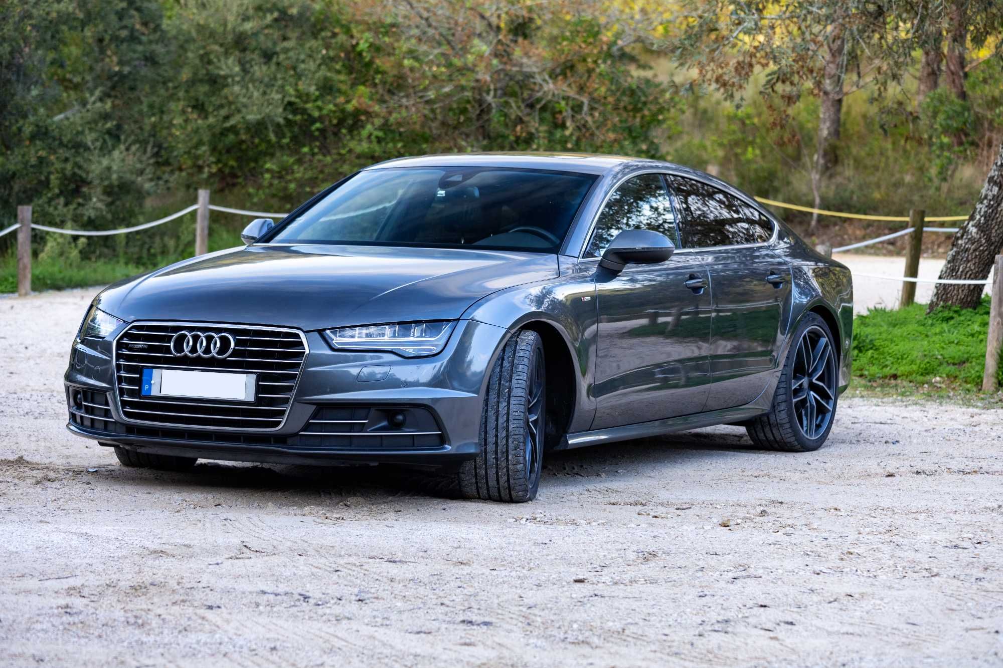 Sessão Fotográfica Profissional de Carros - 30€