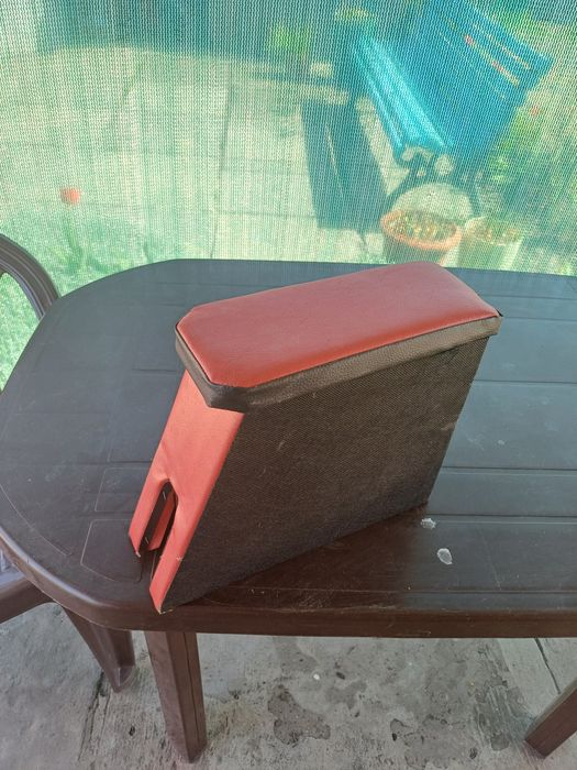 Подлокотник на ваз2105