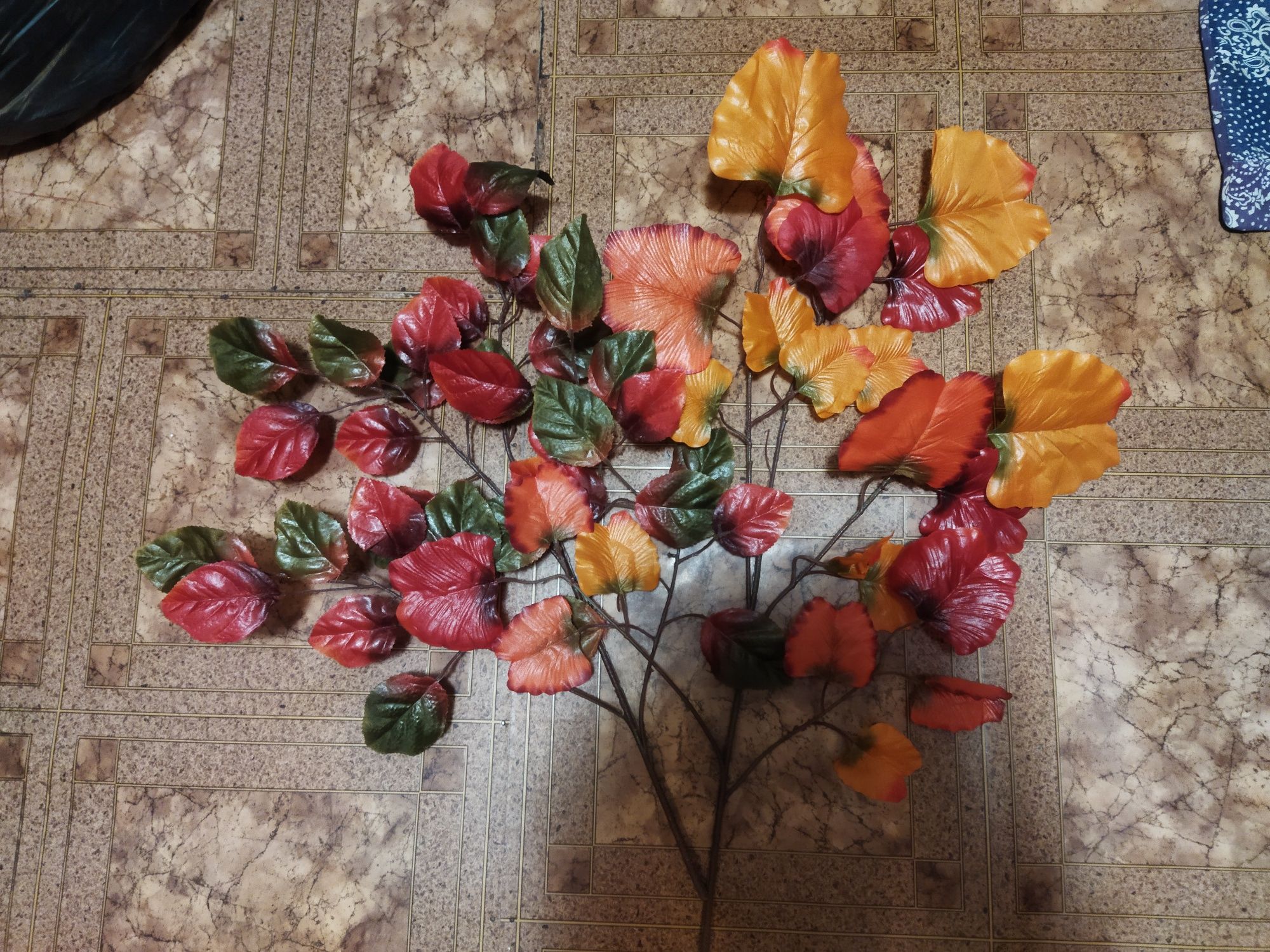 Искусственные цветы веточки, листья. Декор. Обмен