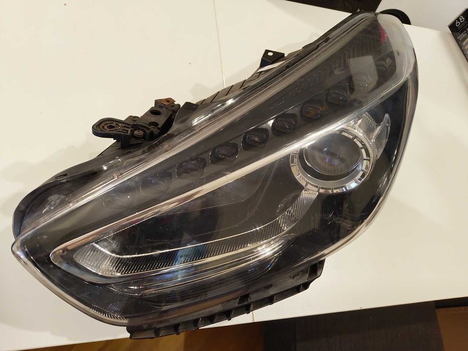 Lampa Lewa Reflektor Lewy Przód Ksenon LED Hyundai i40 lift