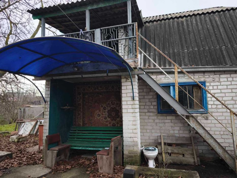 `Продам 2х поверховий будинок 144м.кв у Потоках, 30 сотів. прив.землі