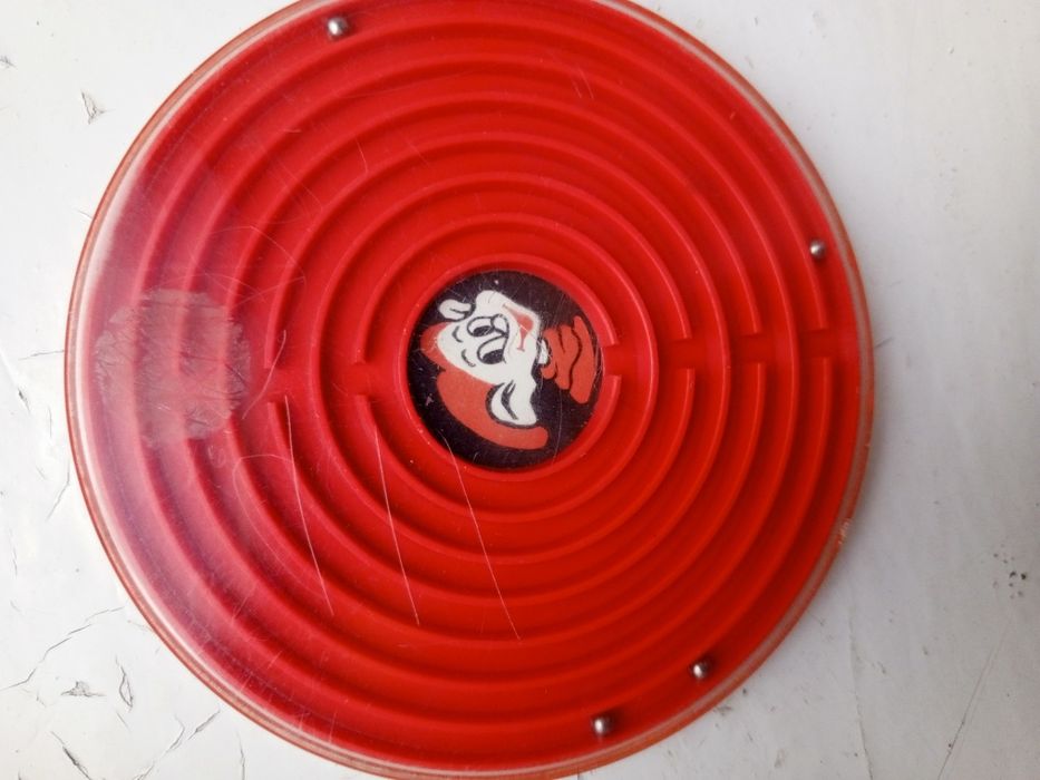 Вінтажна гра-головоломка-лабіринт СССР Лабіринт і кульки