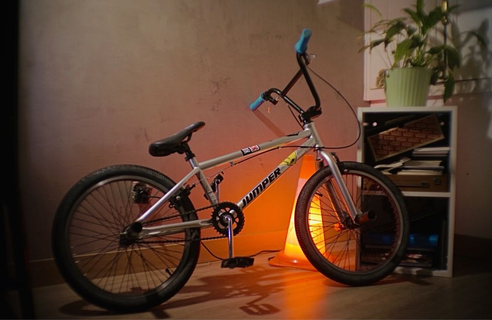 Bicicleta BMX (nova)