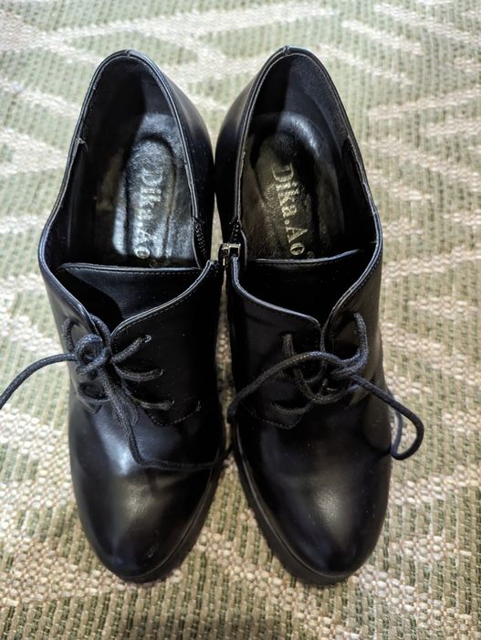 Ботильони жіночі розмір 39