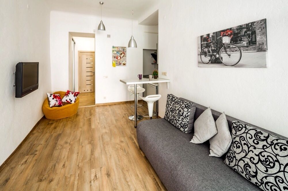 Romari площа Ринок 29