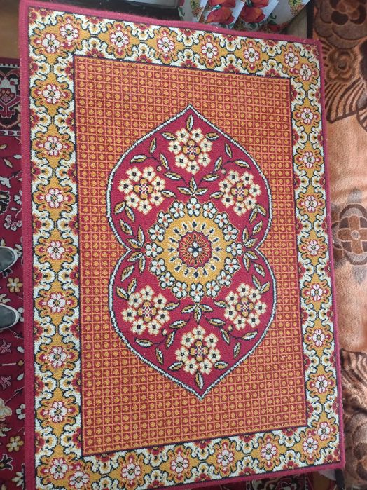 Sprzedam  mały dywanik