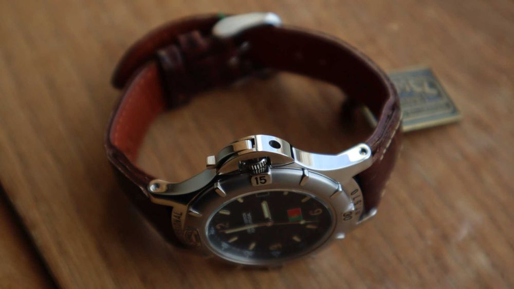 Camel trophy  watche Team Professional