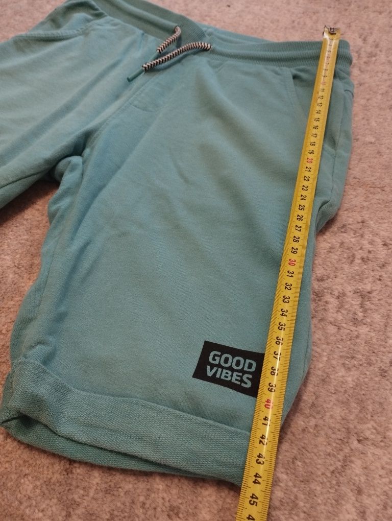 Krótkie spodenki Coccodrillo r 152