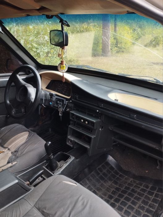 ВАЗ 2108 на повному ходу