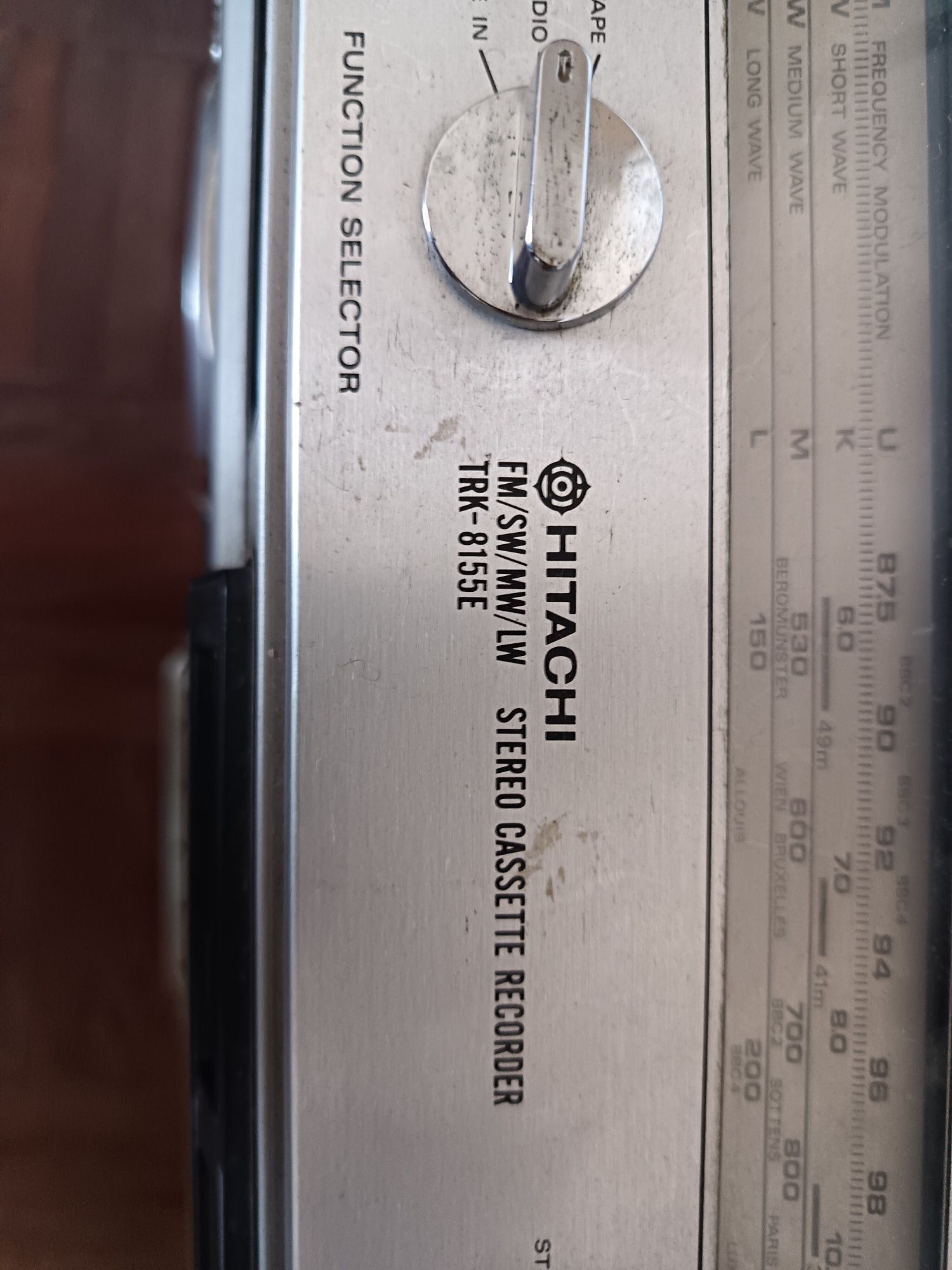 Rádio hitachi usado