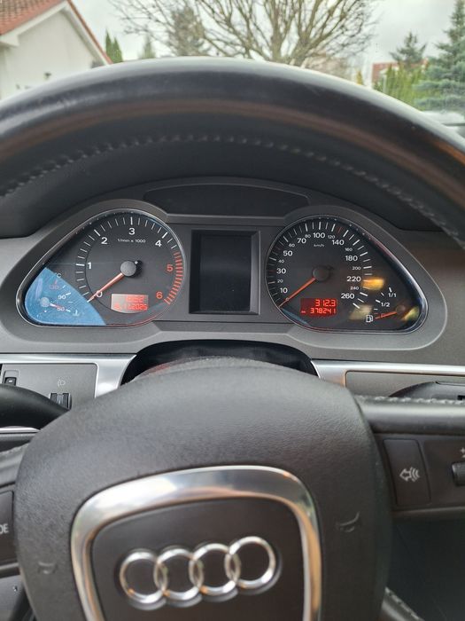 Samochód osobowy Audi A6