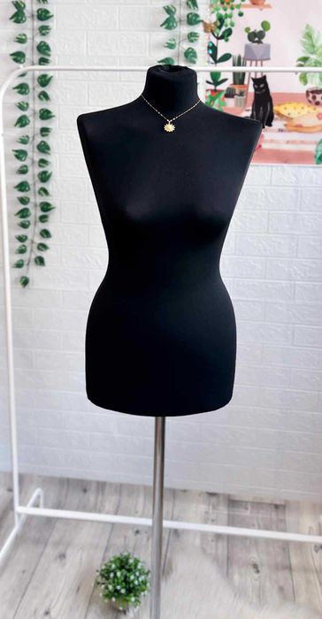 Manekin krawiecki S/M do sklepu komplet 4 sztuki