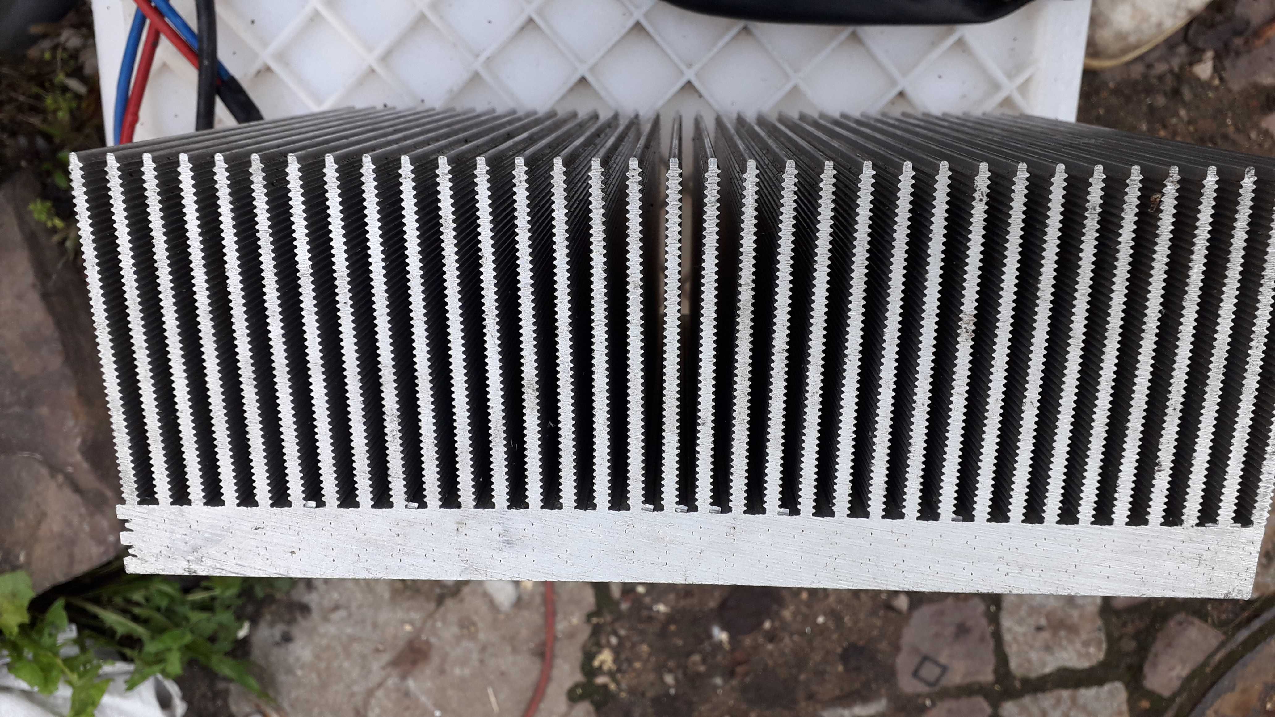 Radiator aluminiowy