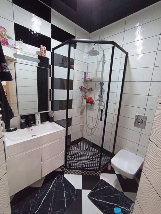 Продається 2-х поверховий будинок з євроремонтом