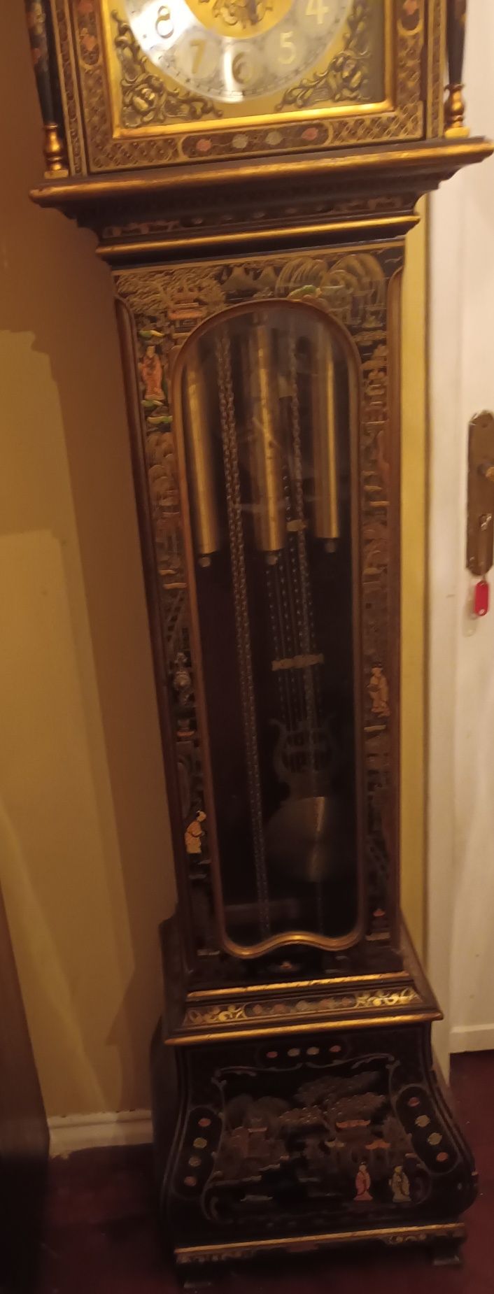 Relógio de Pé Antigo com Pendulos