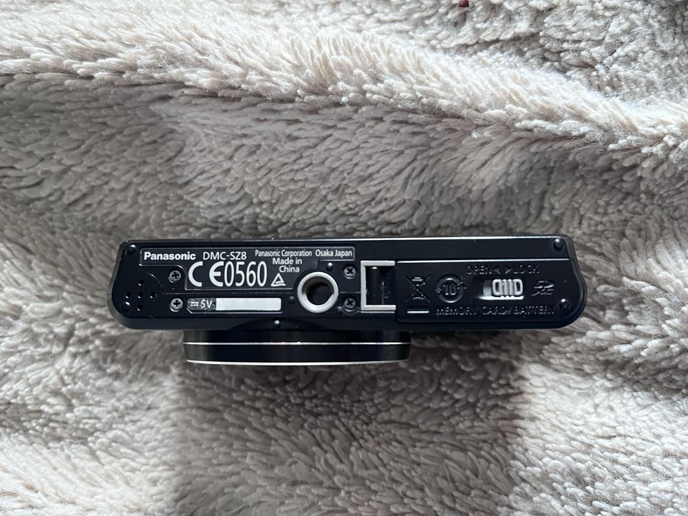 Aparat Lumix 12x