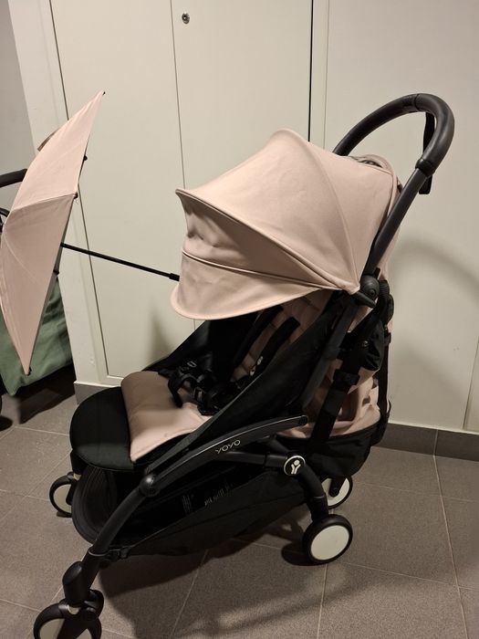 Stokke Yoyo3 blk/toupe z akcesoriami