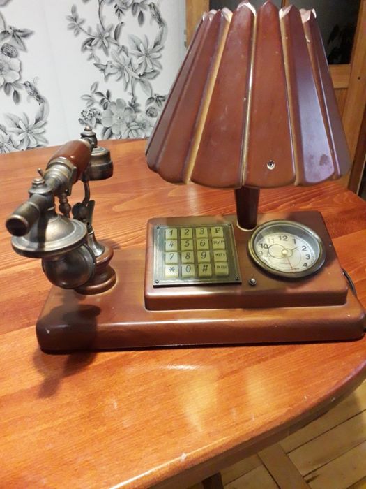 Ретро телефон (типу ленінський)