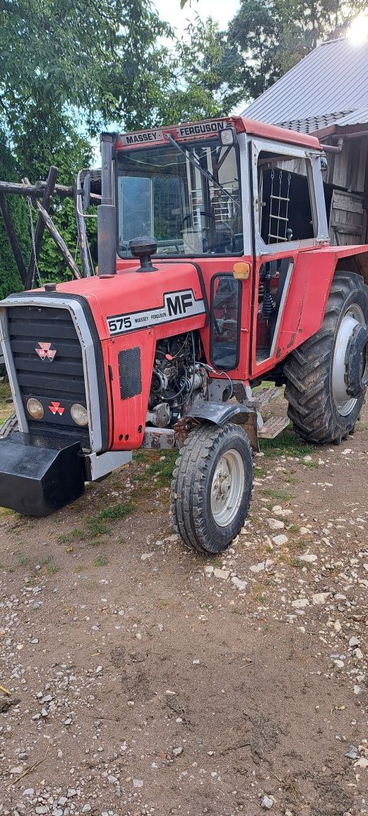 Massey Ferguson 575