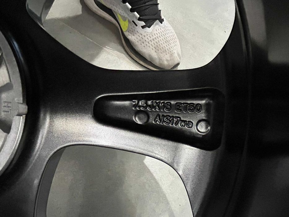 Oryginalne felgi aluminiowe 18 5x108 Ford C-Max Focus Mondeo Kuga Tour