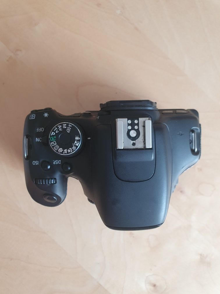 Canon EOS 600D body uszkodzone na części