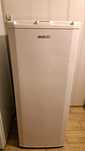 Zamrażarka BEKO FSA21300 – sprawna, 137 cm, 162 l