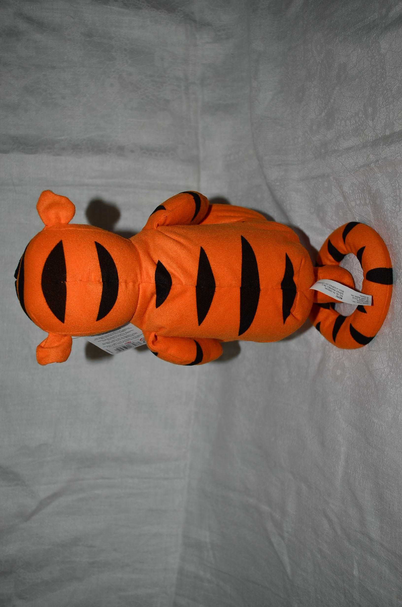 Тигр крутится на хвосте поет танцует игрушка развивающая Mattel Tigger