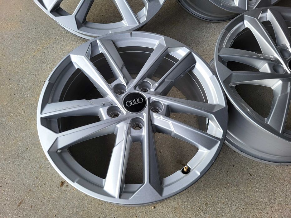 [1277] 17 Cali 5x112 ET43 Felgi aluminiowe Audi A3 A4 A6 Oryginal