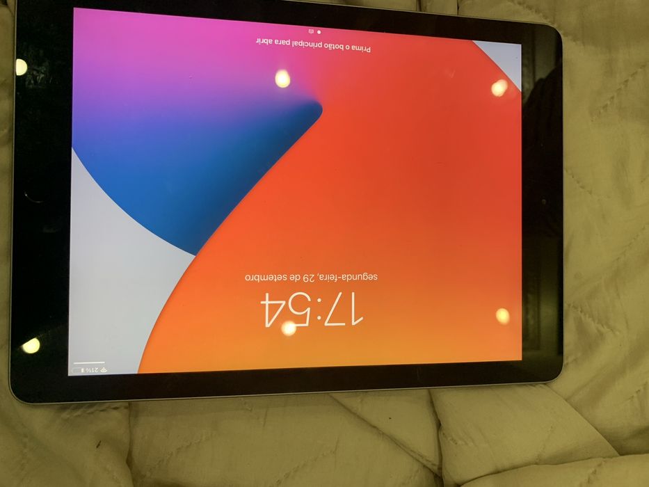 Tablet ihpone excelente estando pouco de uso 140