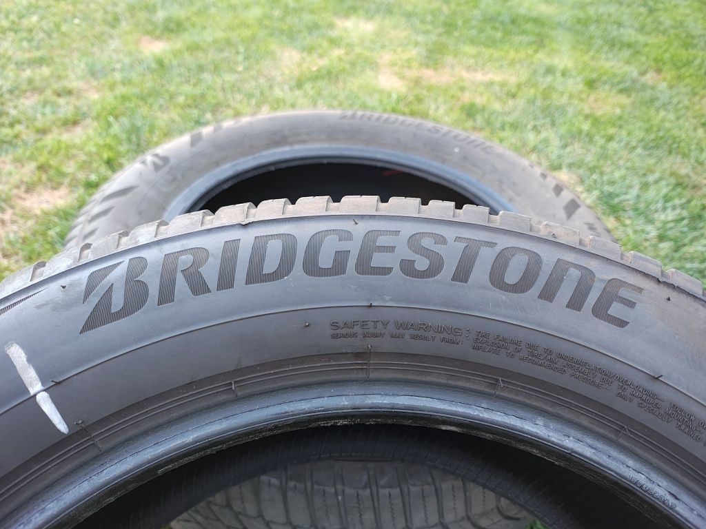 Bridgestone A005 weathercontrol całoroczne 235/60/18 2 szt.