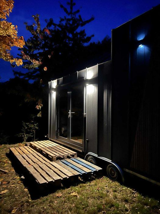 Mrozy House - nowoczesny dom Tiny na wynajem - mały dom, duży spokój