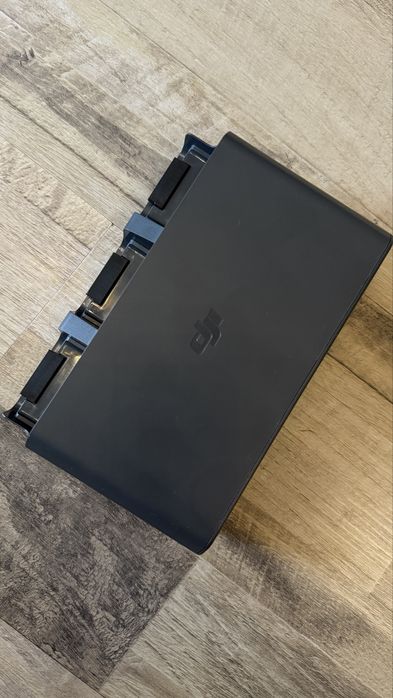 Dji Air 3 Charging Hub Charging Hub для заряду акумуляторів дрона