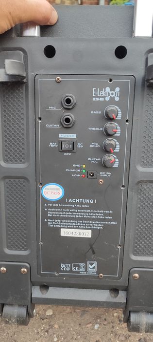 Głośnik bluetooth na kółkach