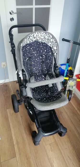 Spacerówka firmy Jane