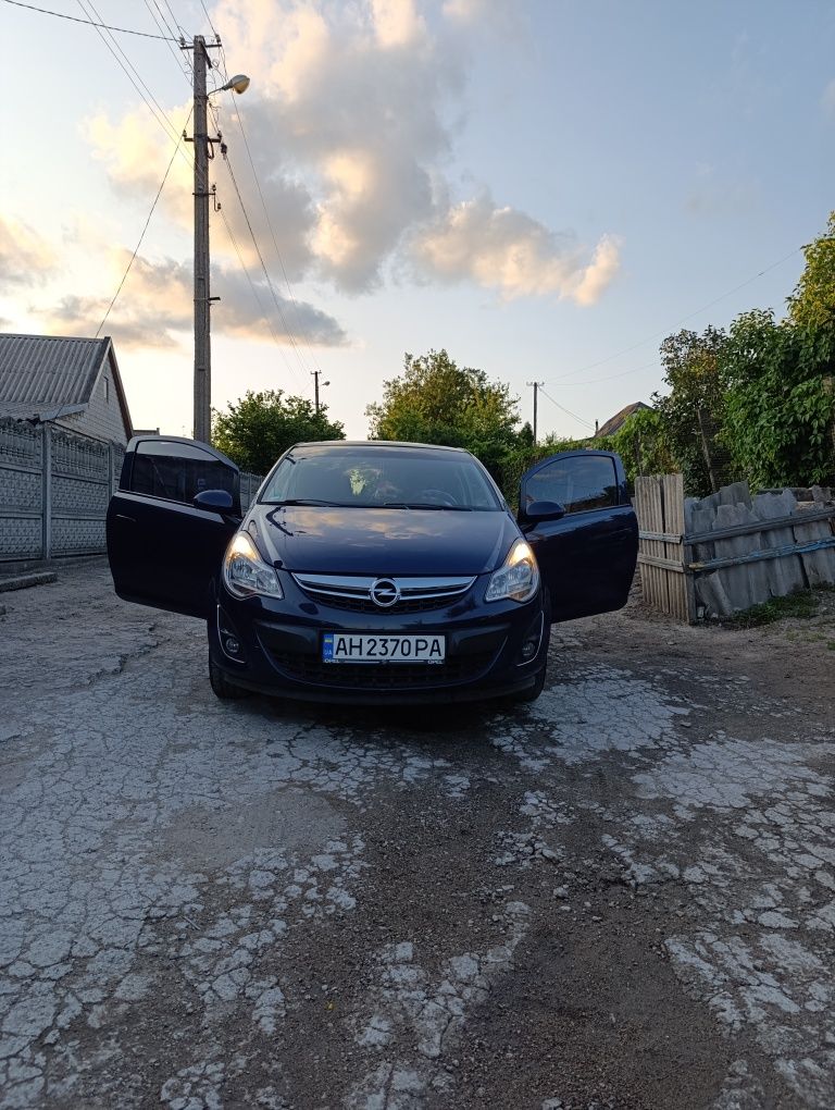 Продам Opel Corsa D
