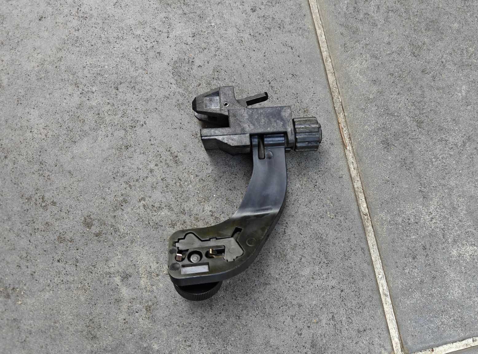 J-ARM swing adapter NVG adapter mount noktowizor PVS-7 PVS-14 US ARMY
