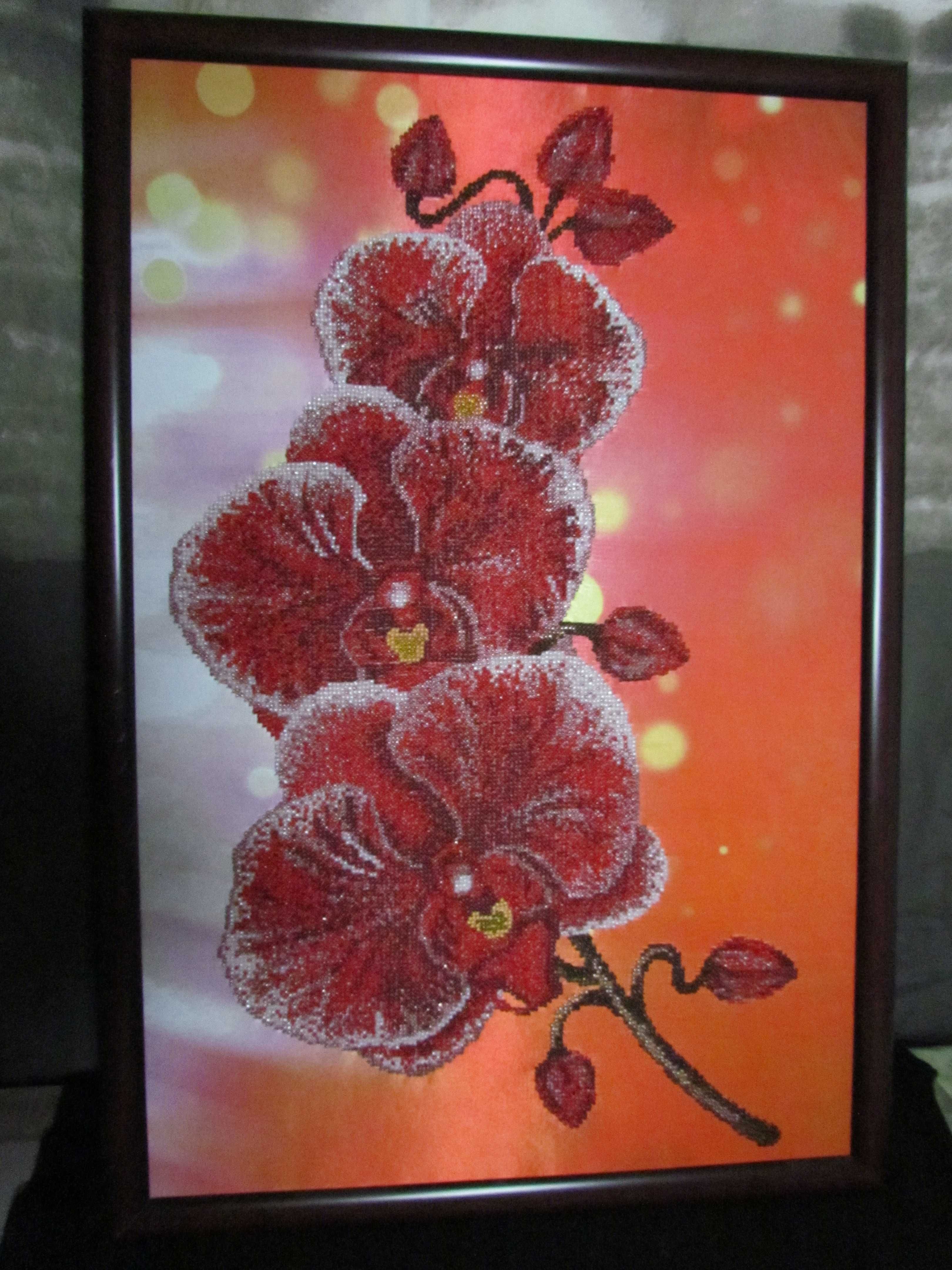 Картина "Червона орхідея" вишита бісером