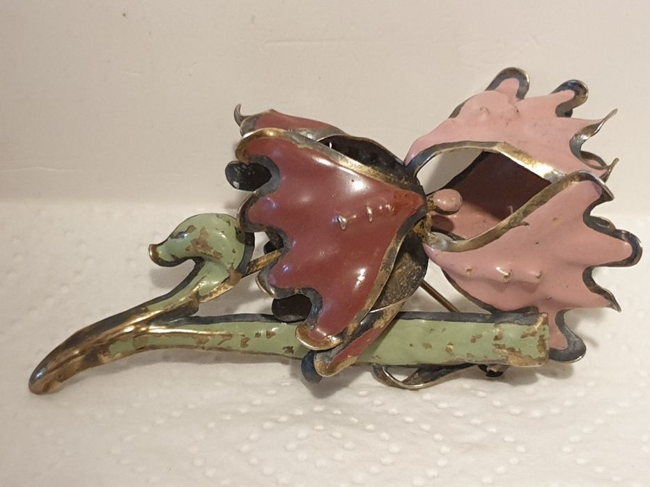 Linda vintage pregadeira floral de marca em prata 925 esmaltsda.